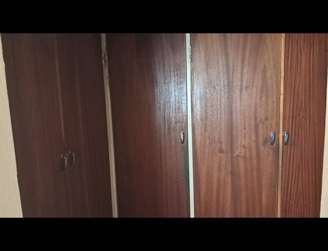 3 BEDROOM FREEHOLD FOR SALE IN CRYSTAL PARK